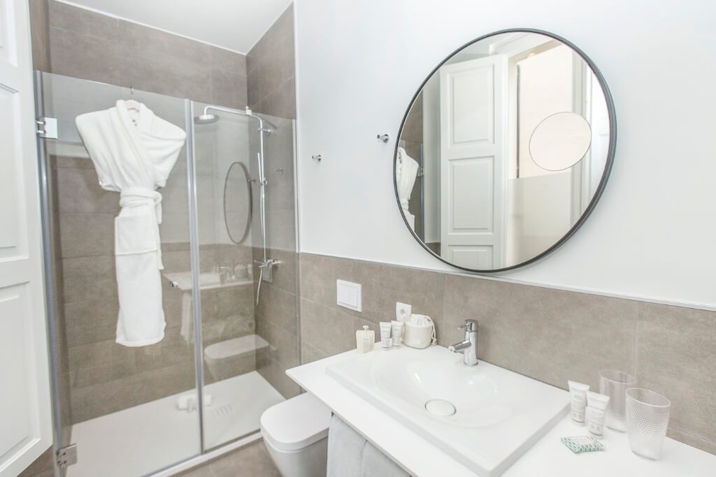 Bano-de-habitacion-en-el-hotel-ICON-Roseto-by-Petit-Palace-en-Palma-de-Mallorca-8162-1024x683.jpg