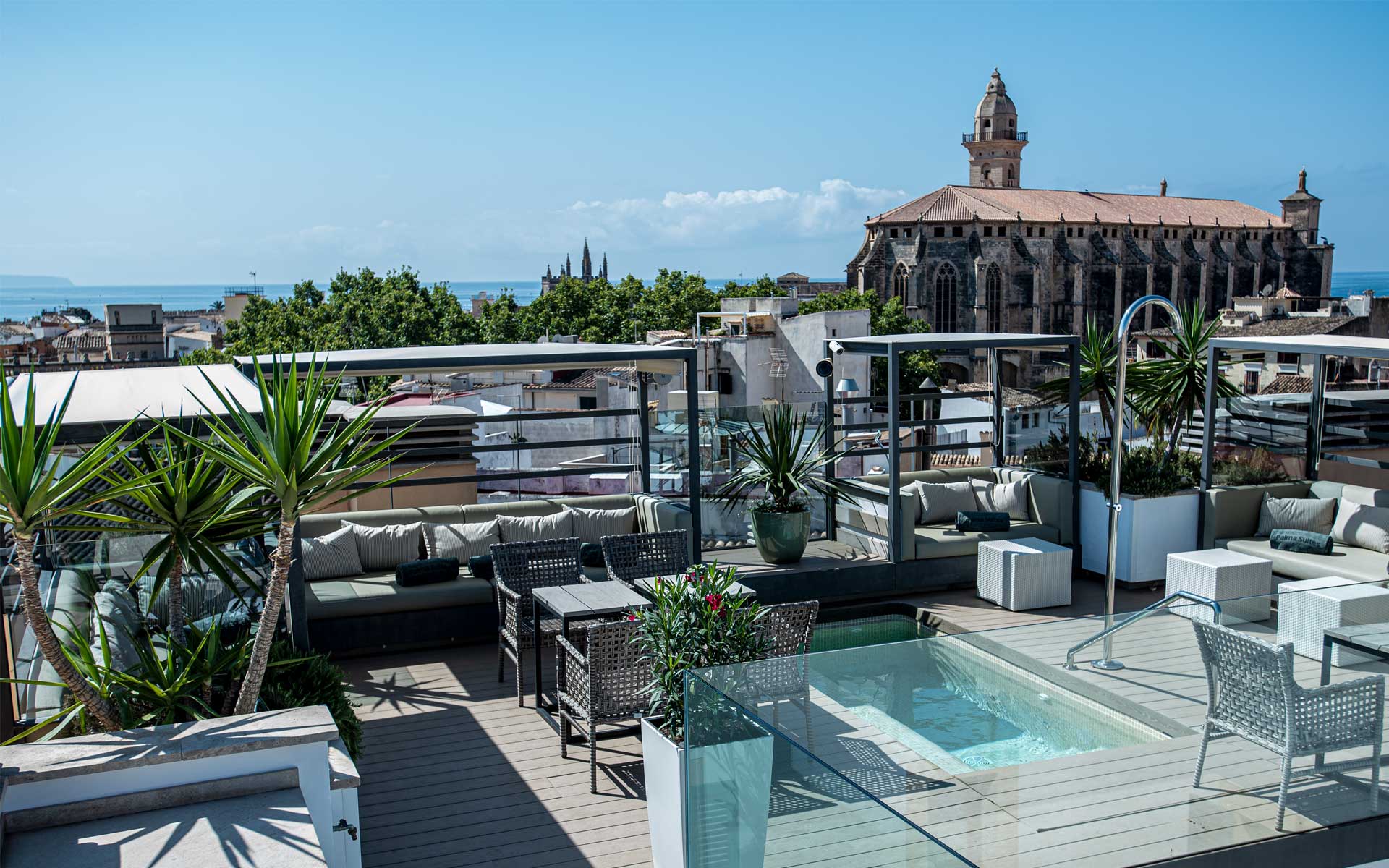 PalmaSuites_Galleri_rooftop_view_-1.jpg