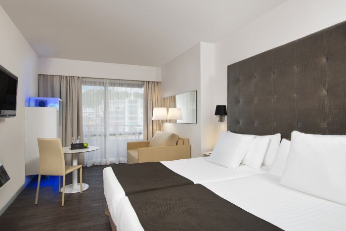 normal_101MeliaPalmaMarina-Melia_Room.jpg